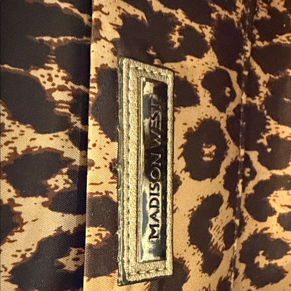 Chic Black and Silver Clutch - Picture 4 of 12